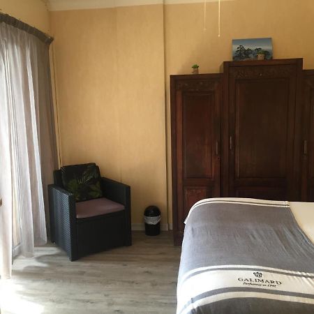 Charmant Appartement Bord De Mer, Plage Cagnes-sur-Mer Exterior foto